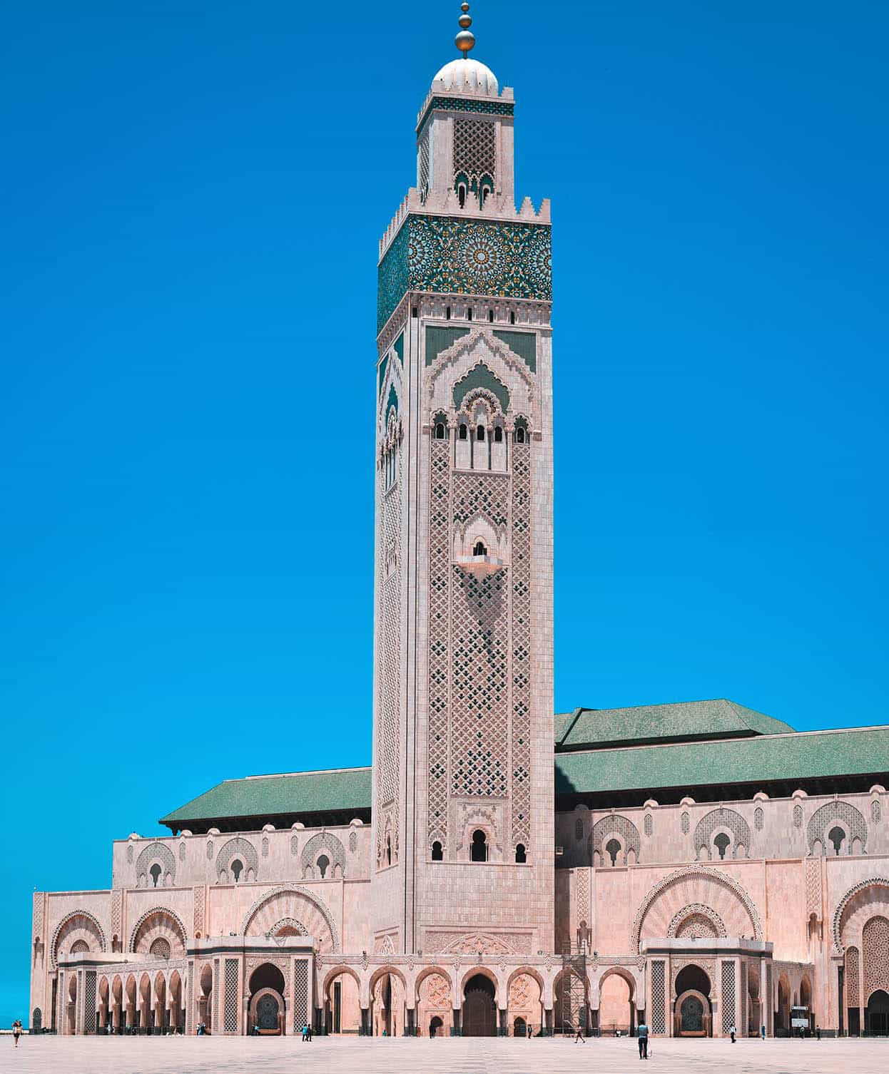 Top Attraction 3 iStock Casablancas Hassan II Mosque and minaret A tour de - photo 6