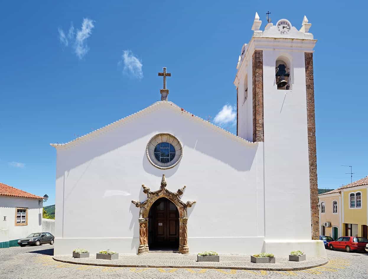 Top Attraction 1 Shutterstock Igreja Matriz Manueline carving at Monchiques - photo 4