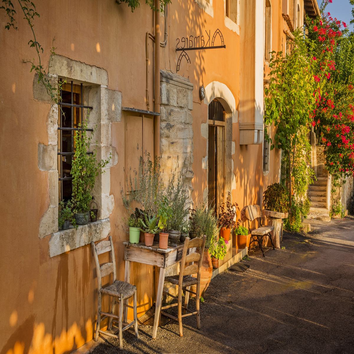 Reinhard Schmid LODGINGS IN THE VILLAGE OF MAHERI HANI Contents Alamy - photo 3