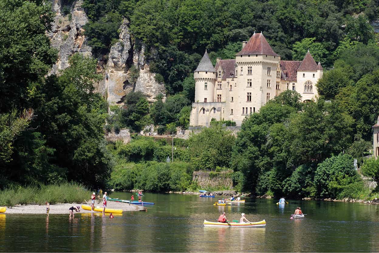 The Dordogne This dpartement is picturesque at every turn with old castles - photo 9