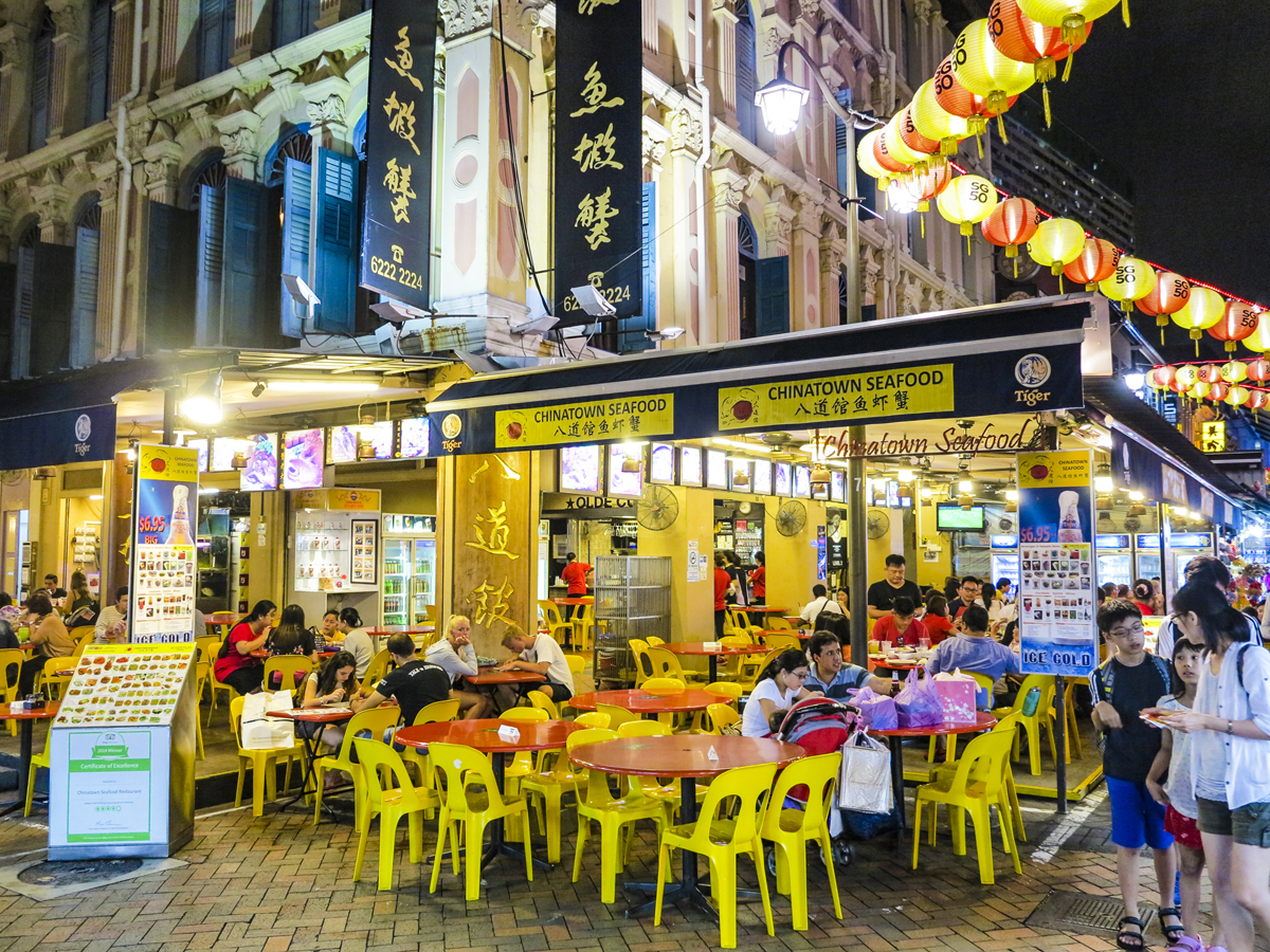 iStock CHINATOWN Contents iStock Introduction to Singapore The handiest and - photo 3