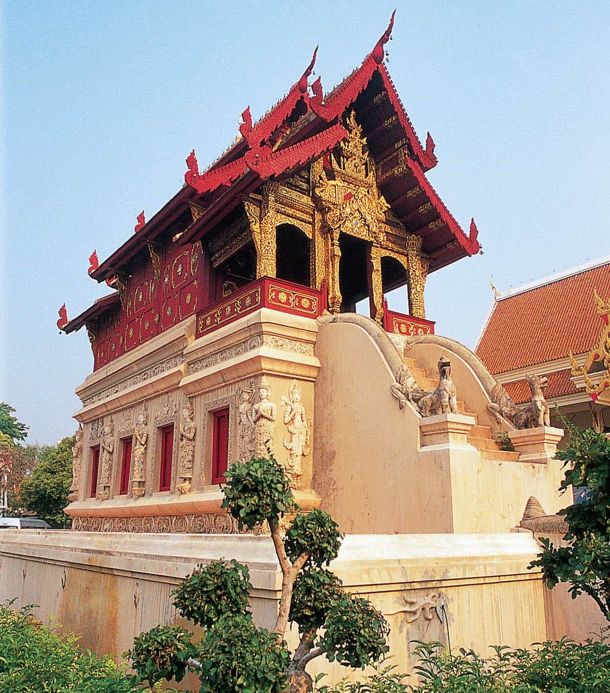 Chiang Mai With its distinctive Lanna-style wooden temples superb handicrafts - photo 7