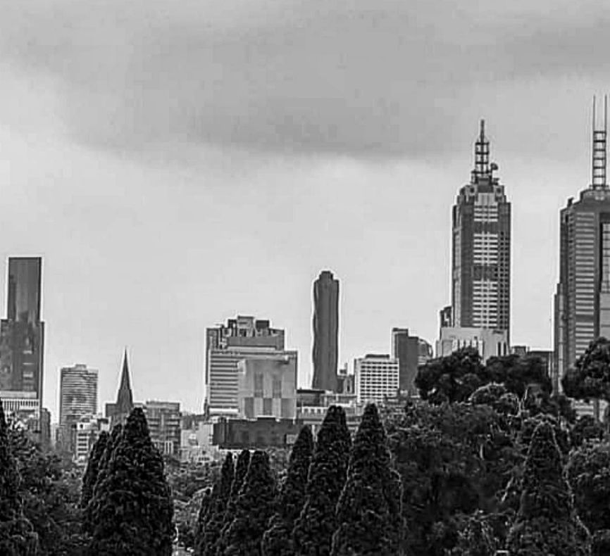 THE CITY I CALL HOME When first I came to Melbourne How I truly felt alone - photo 11