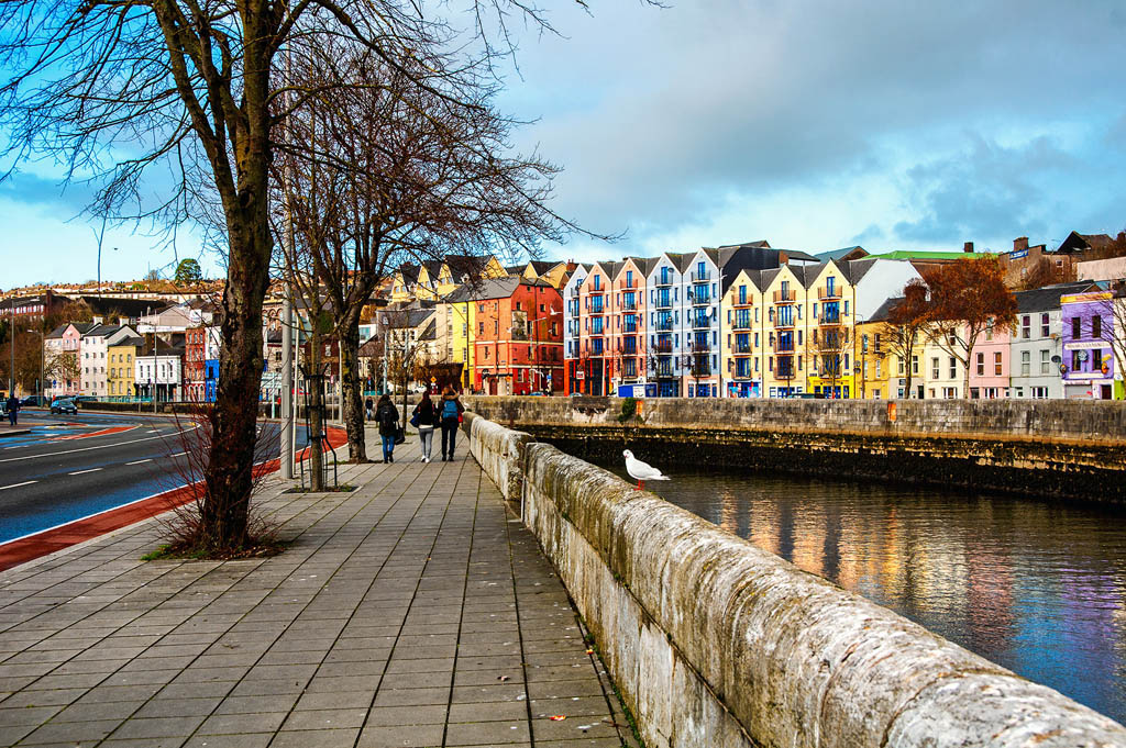 MADRUGADA VERDESHUTTERSTOCK Ring of Kerry Yes its popular And yes its - photo 7