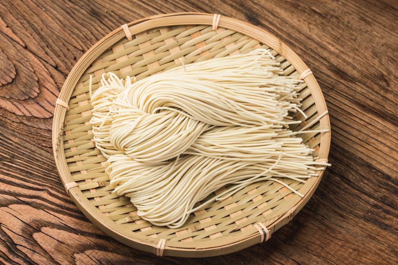 You do not have to be a kitchen expert to know what goes into a bowl of ramen - photo 7