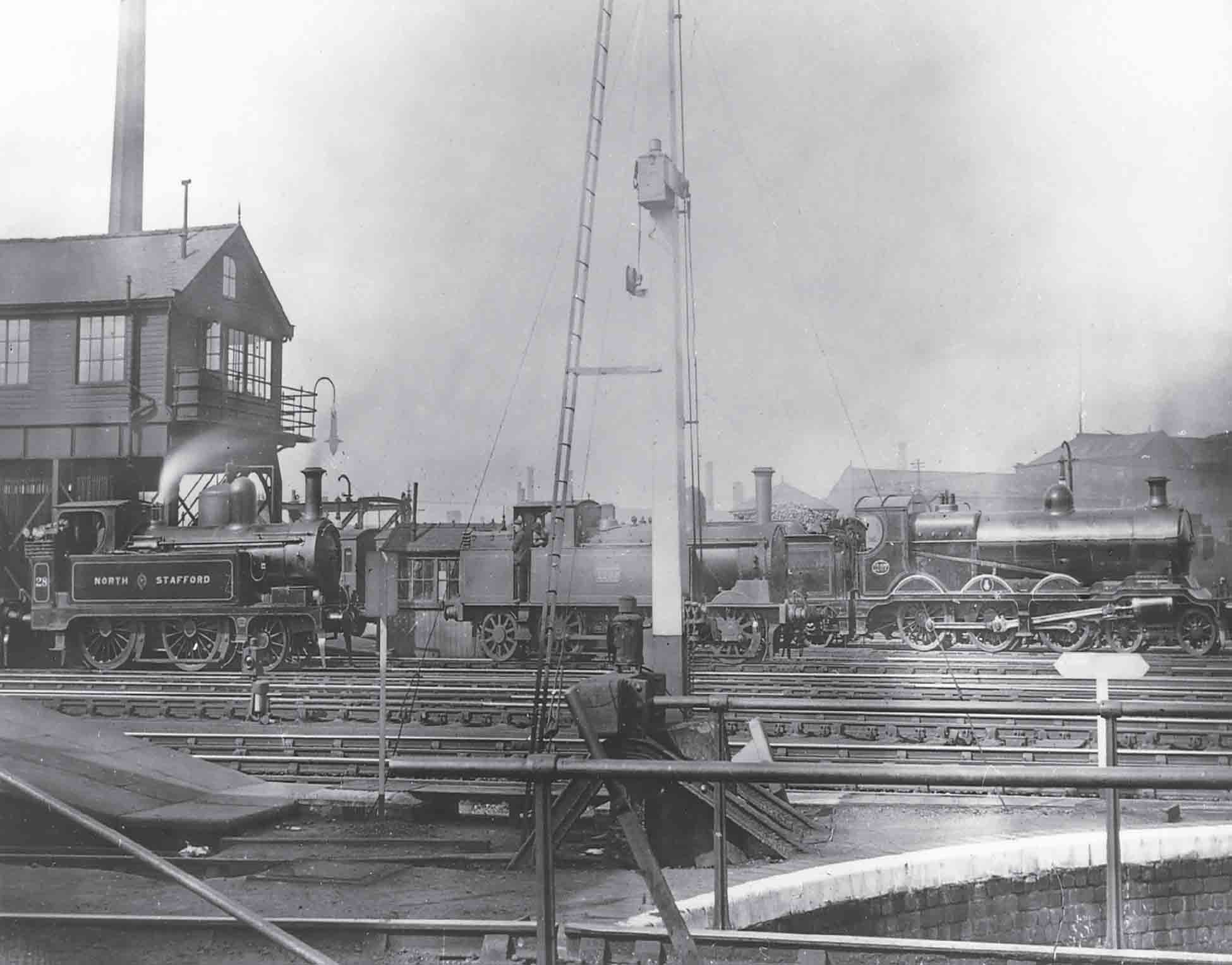 Joint lines galore Before 1923 Standing adjacent to the locomotive servicing - photo 2