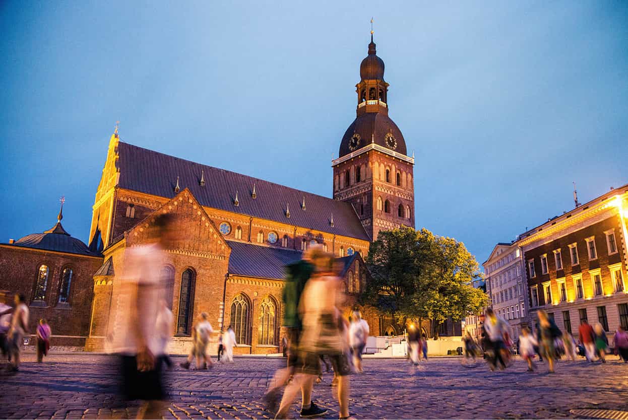 Top Attraction 5 iStock Dome Cathedral Its great tower dominates the old town - photo 8