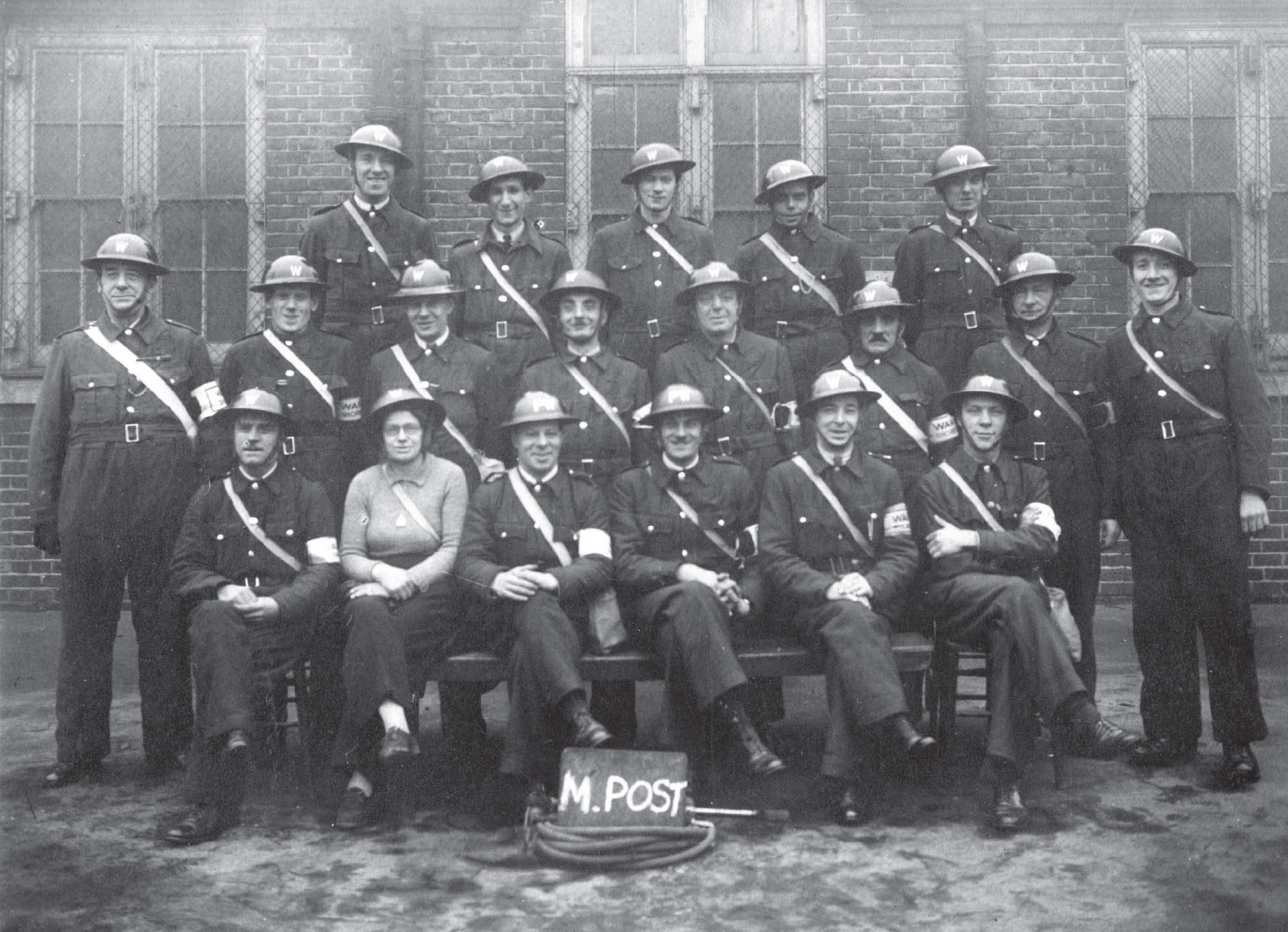 Post Warden and Air Raid Wardens of M Post Shoreditch East London 1940 For - photo 4