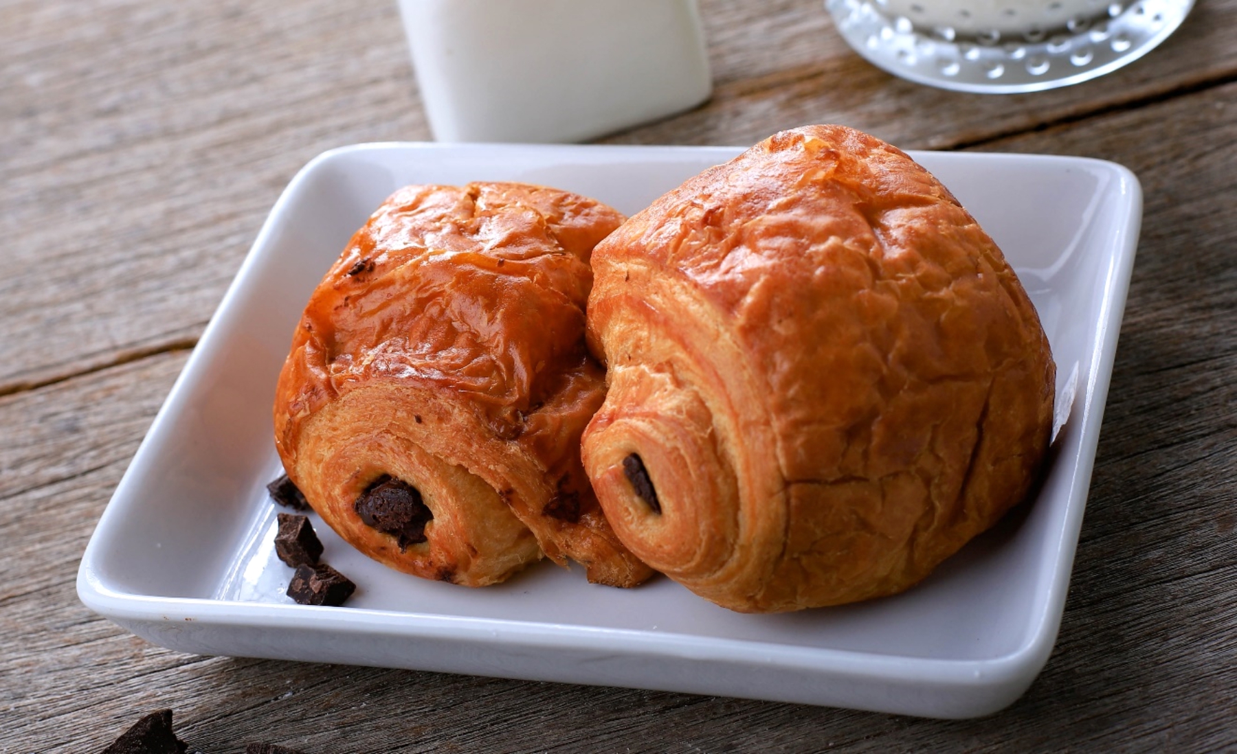 Pain Au Chocolate is a delicious chocolate croissant that you can easily make - photo 7