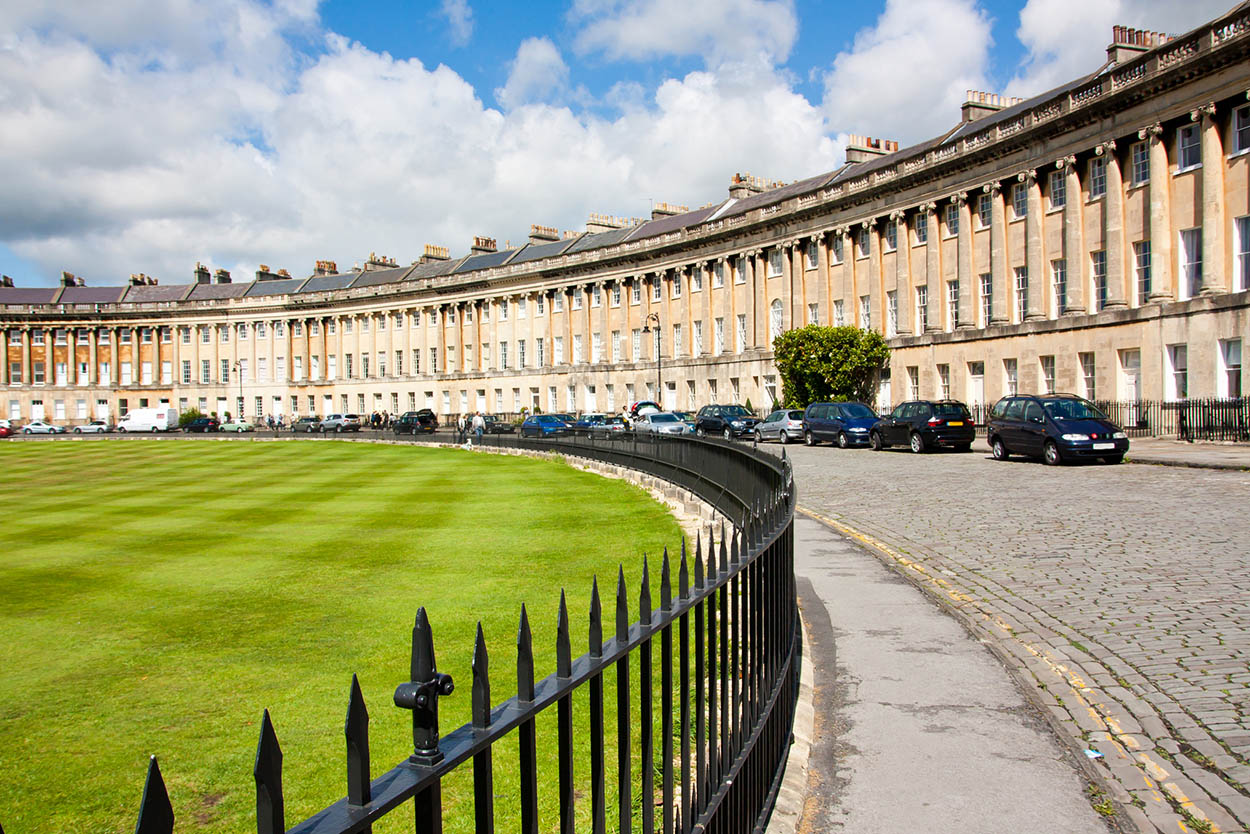 The Royal Crescent and the Circus The most picturesque terraces in the - photo 6