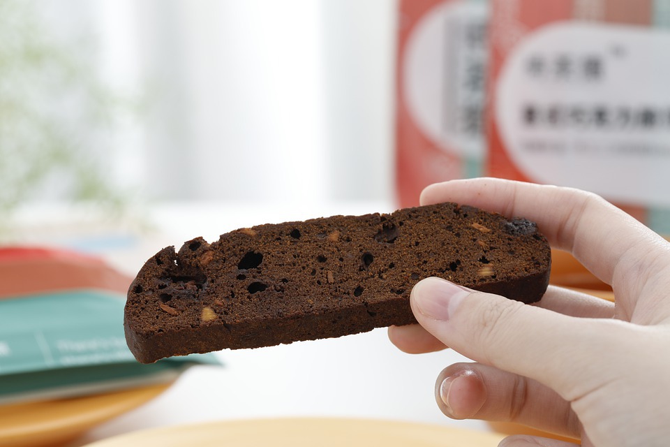 The brownie biscotti recipe is a treat for chocolate lovers with chocolate - photo 9