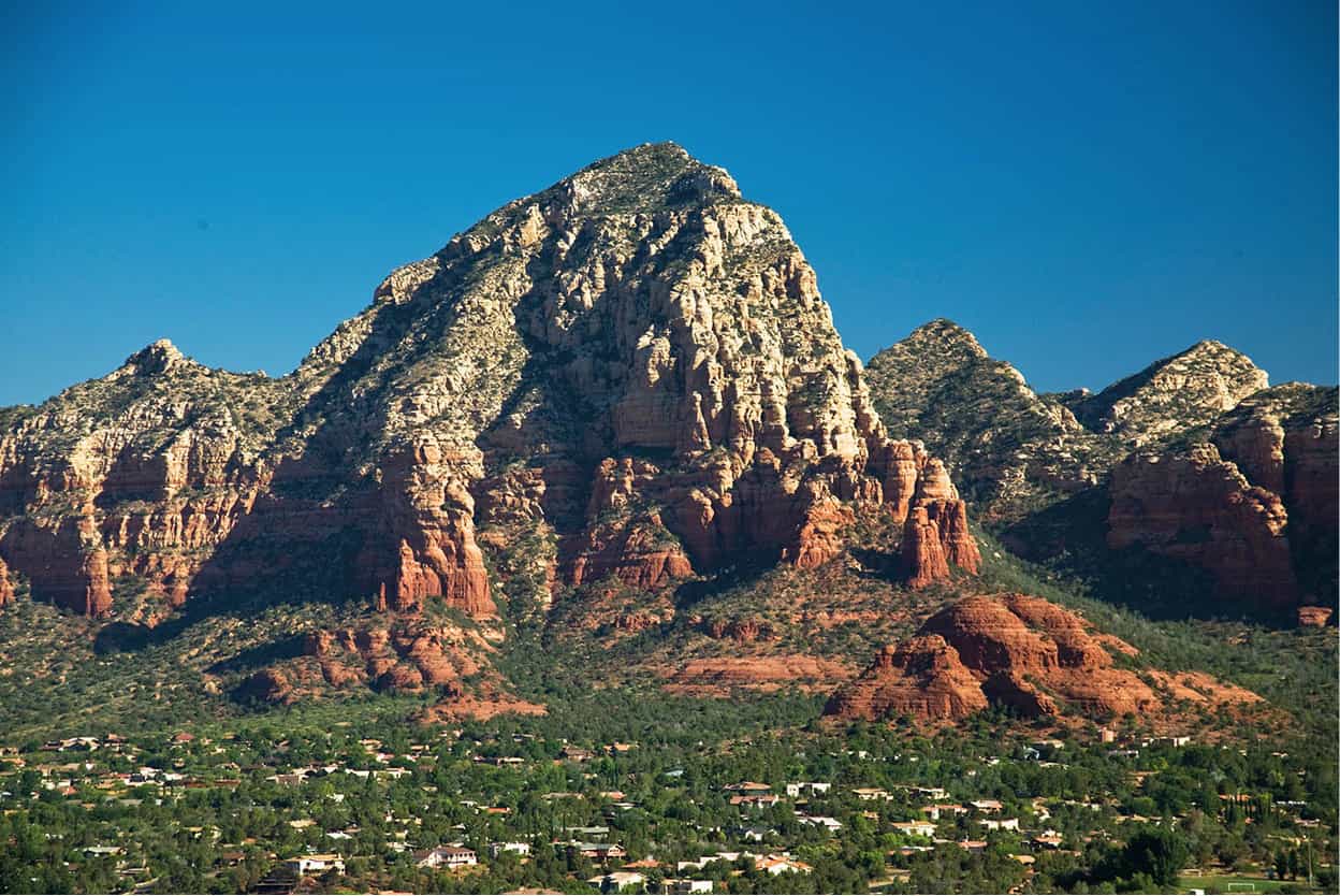 Sedona Set within stunning red-rock formations this town has a lively arts - photo 8