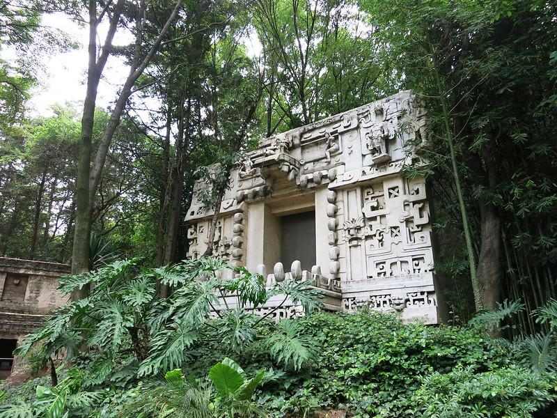 Aztec ruins The Aztecs were skilled in the arts and even loved poetry They - photo 2