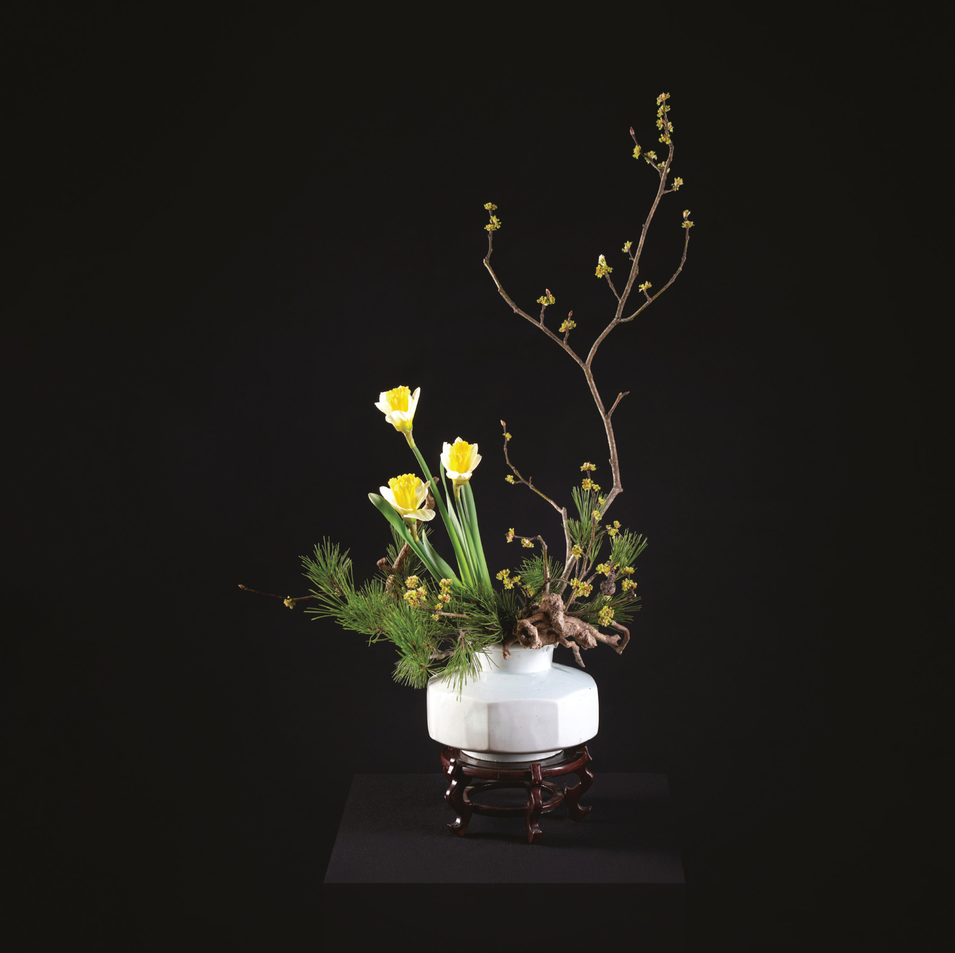 Cocoji Traditional Korean Flower Arrangement - photo 15