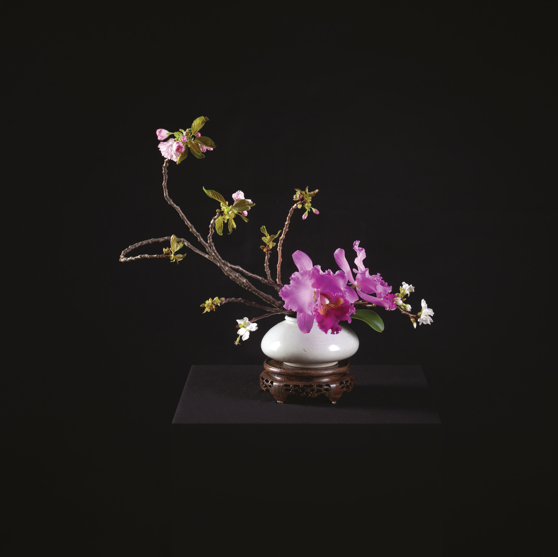 Cocoji Traditional Korean Flower Arrangement - photo 21