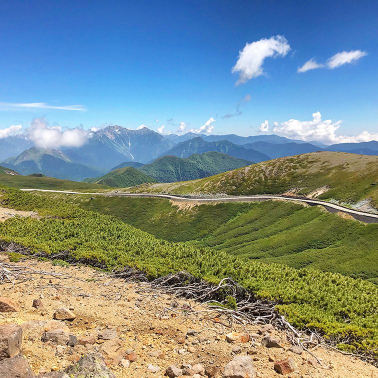 KOIZUMIMOMOTAROSHUTTERSTOCK m MOUNTAIN VIEWS There are some massive views in - photo 17