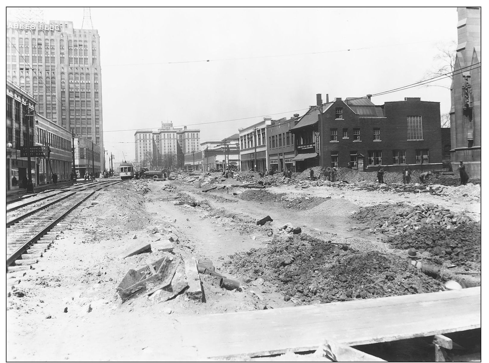 WOODWARD AVENUE AND HANCOCK LOOKING NORTH 1930S A major street renewal is - photo 12