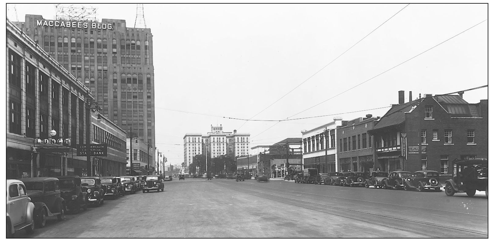 WOODWARD AND HANCOCK LOOKING NORTH 1930S The same scene as above is pictured - photo 13