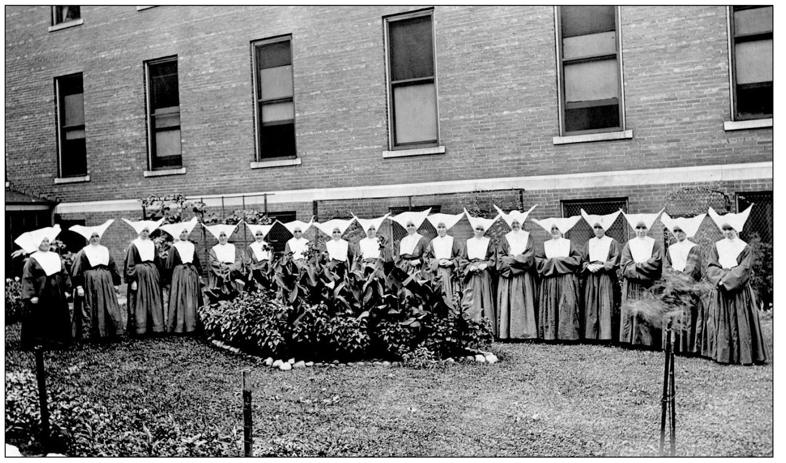 DAUGHTERS OF CHARITY ST MARYS HOSPITAL c 1920 Eighteen sisters who - photo 10