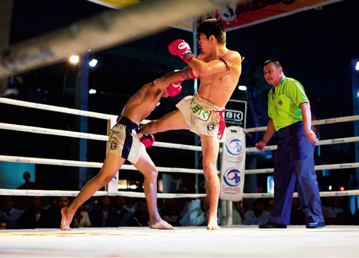 Hands-on culture Watch Thai boxing at Channel 7 Boxing Stadium Peter - photo 8