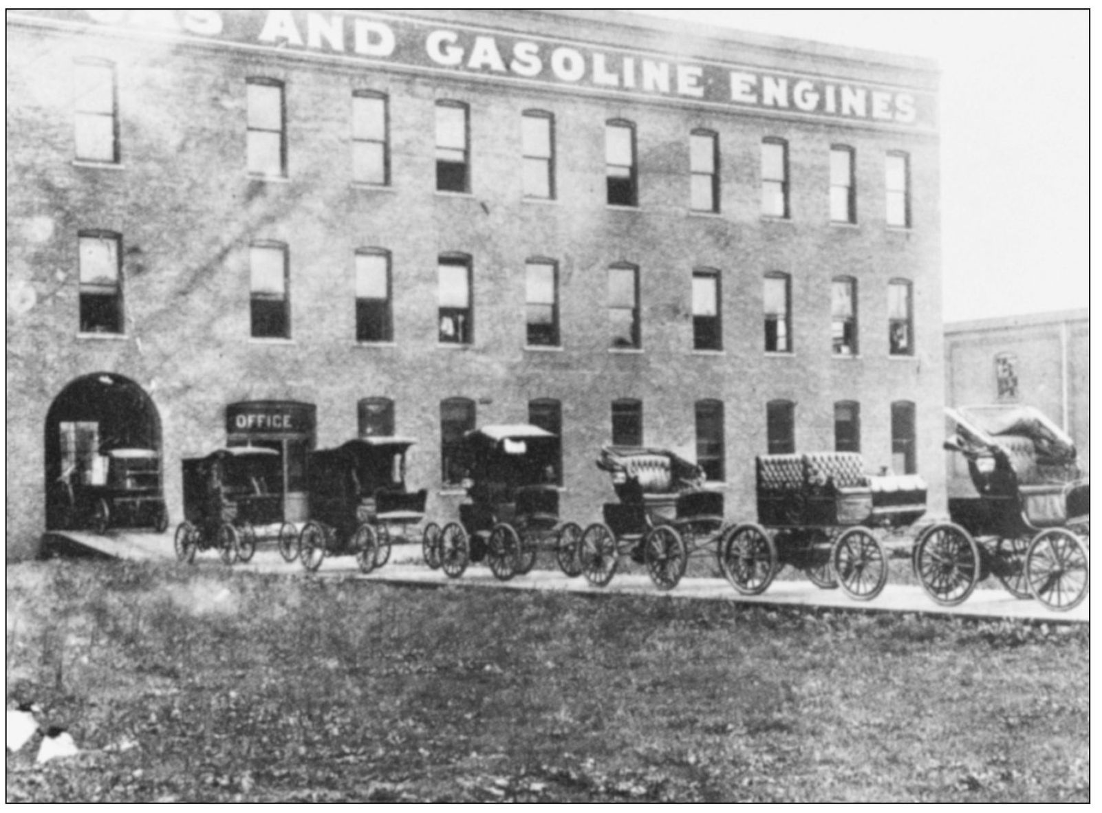 DETROITS FIRST AUTO PLANT In 1899 Ransom E Olds built a three-story - photo 4