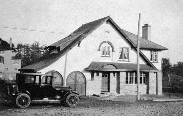 Aunt Eleonores house at Glengowan and Mount Pleasant Road circa 1920s A - photo 7