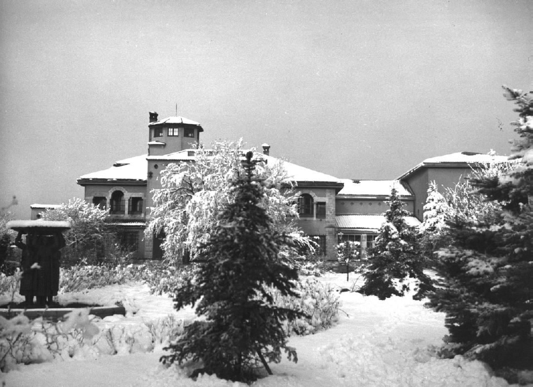 First snow on 15 Romania Street later Uika J B Titos residence Belgrade - photo 7