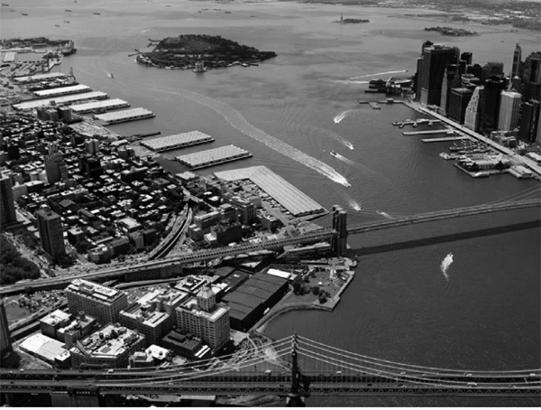 Aerial view of Brooklyn Bridge Park site ca 1980 MICHAEL VAN VALKENBURGH - photo 1