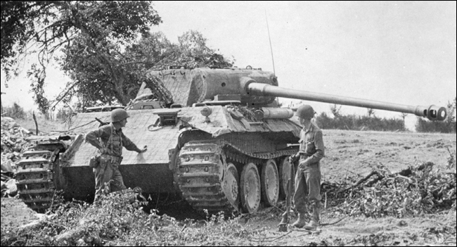 A Panther ausf A photographed in late August near Falaise Although it is not - photo 1