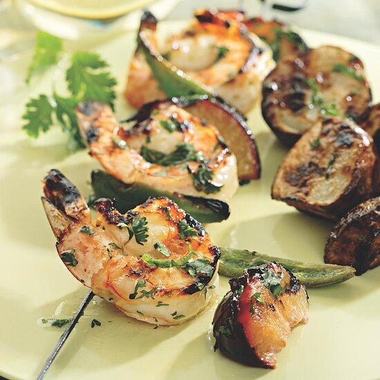 Adding plums to your shrimp kebab can definitely turn an ordinary dinner night - photo 8