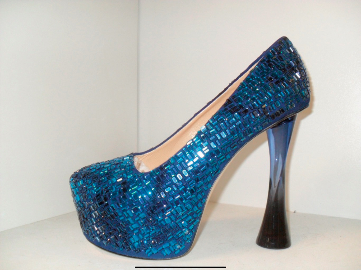 The finished product with flat crystals Julia Haart shoes at Galeries - photo 20