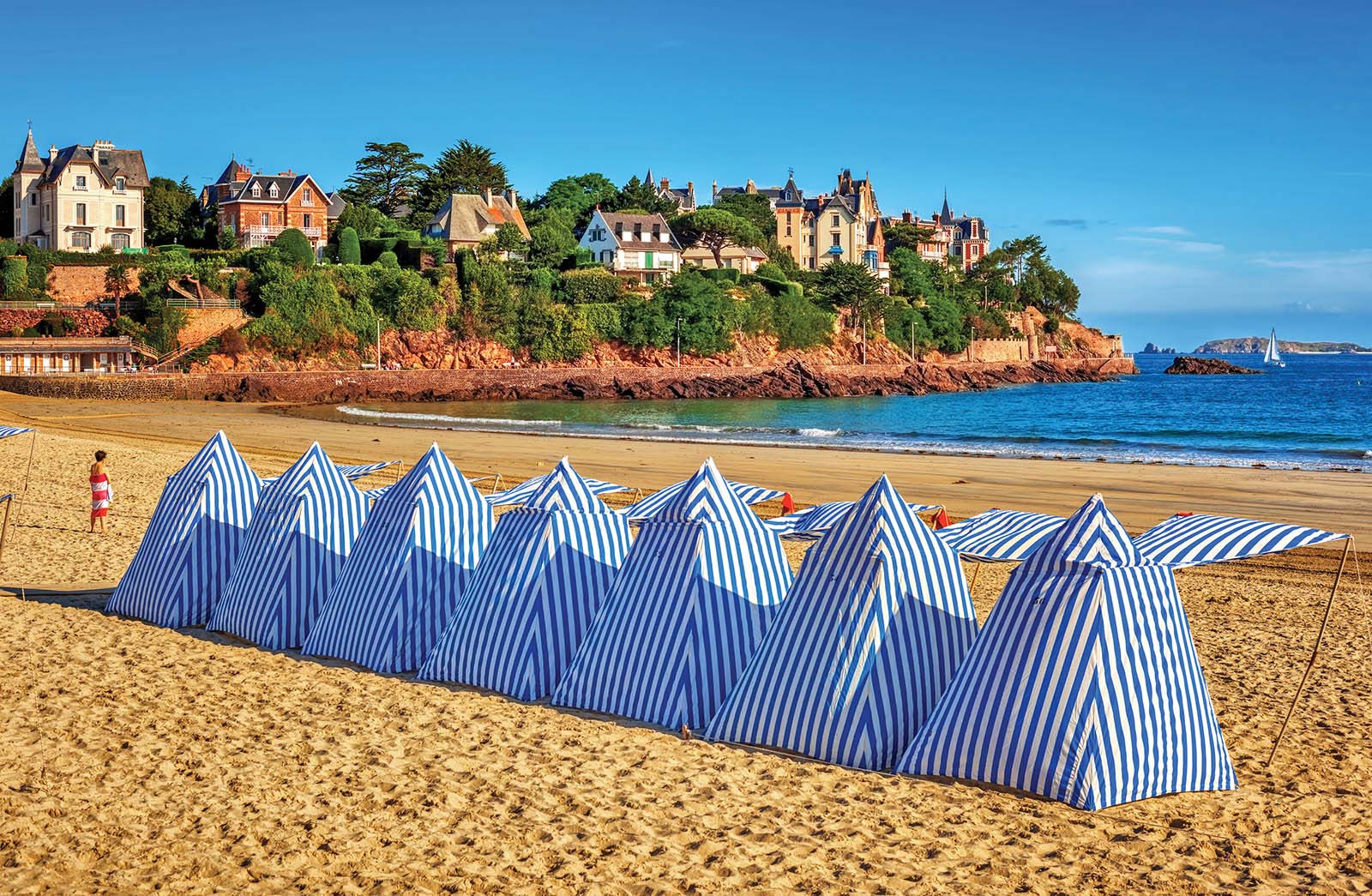 a beach in Dinard Seldom have two regions had more in common yet more that - photo 7