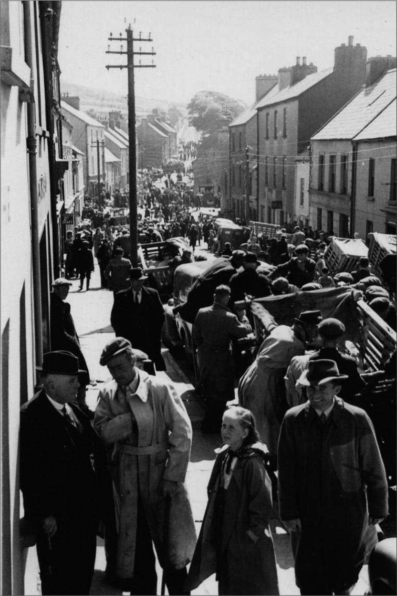 Fair Day on Main Street Dingle To Joan a wonderful partner I - photo 1