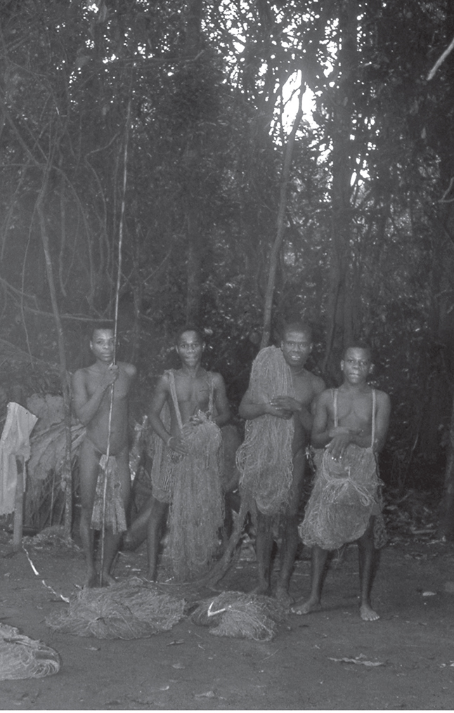 Aka men with hunting nets Courtesy of B Hewlett The African Pygmies of - photo 4