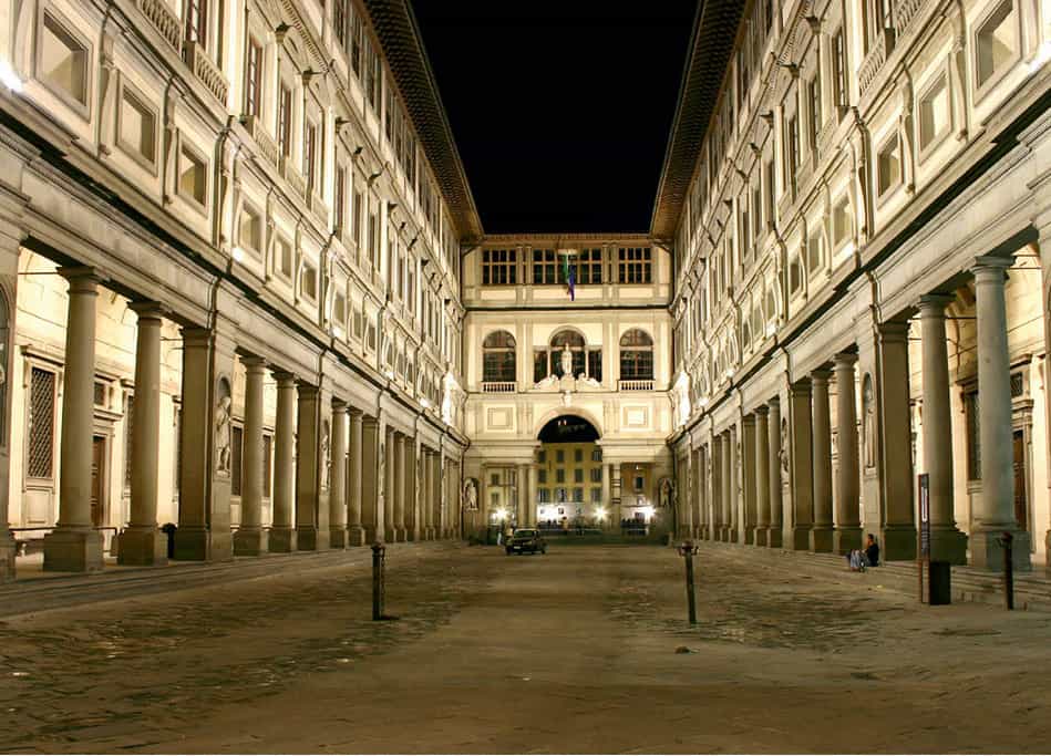 Art enthusiasts Dont miss the Uffizi Gallery the worlds best collection of - photo 4