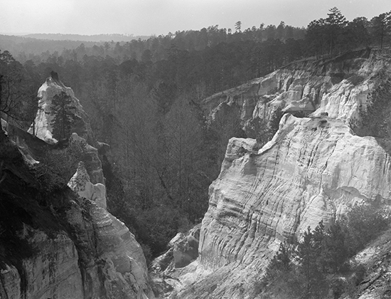 Let us now praise famous gullies Providence Canyon and the soils of the South - photo 1