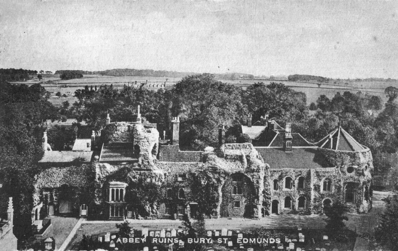 Abbey ruins Bury St Edmunds c 1922 Abbey ruins Bury St Edmunds - photo 6