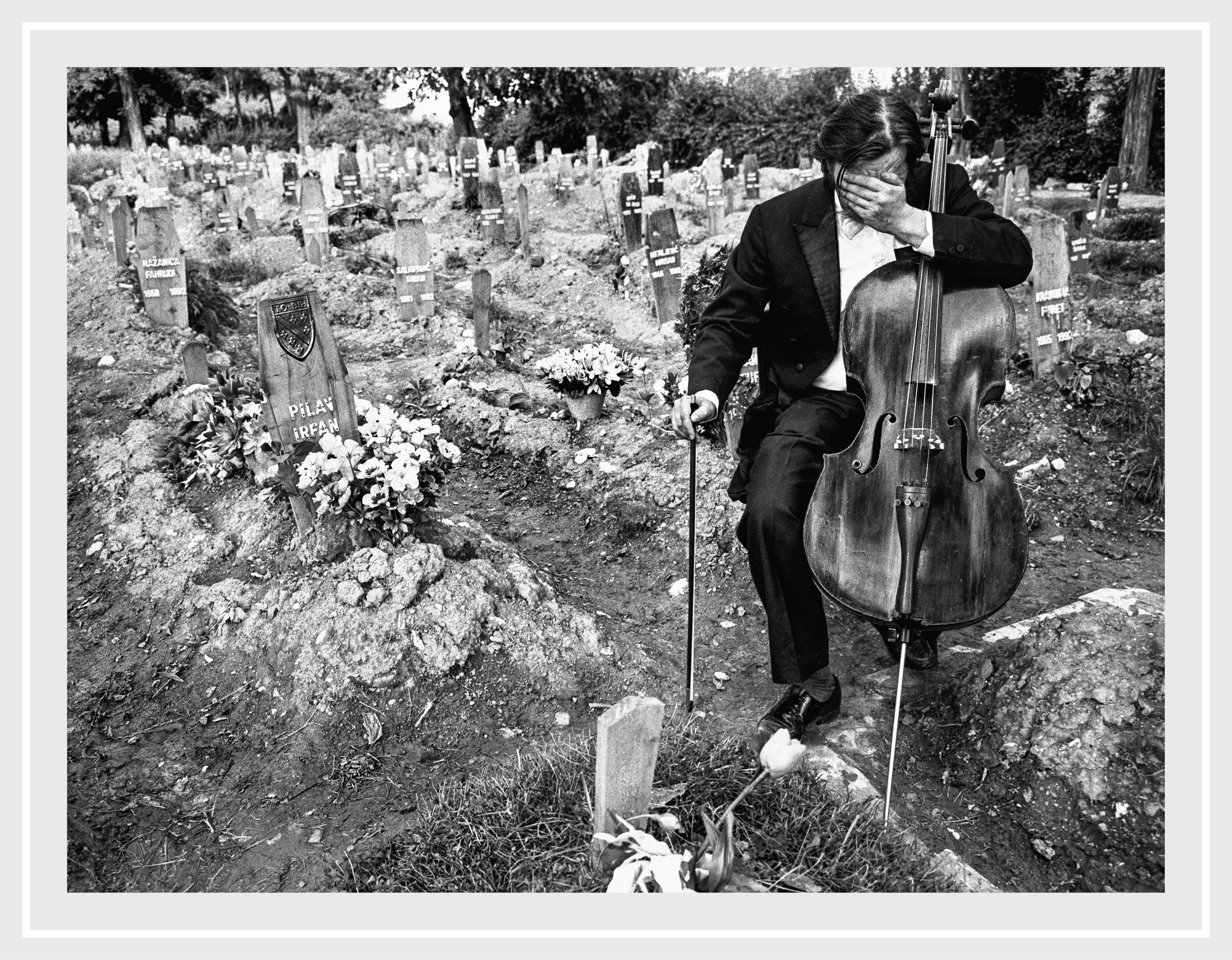 Sarajevo Requiem by Tom Stoddart Getty Images PRELUDE The Cellist of Sarajevo - photo 3
