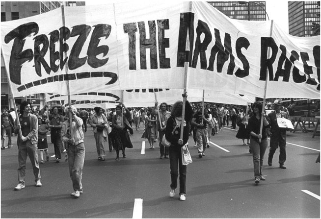 Freeze demonstrators in New York City June 1982 photo by Mel Rosenthal - photo 1