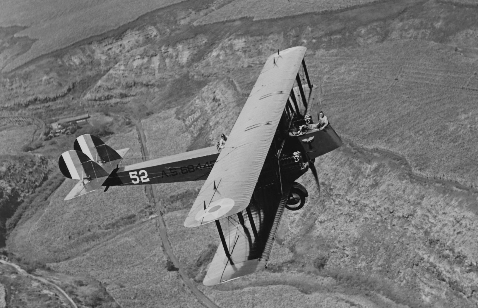 A twin-engined biplane capable carrying a 3000lb bomb load the American - photo 5