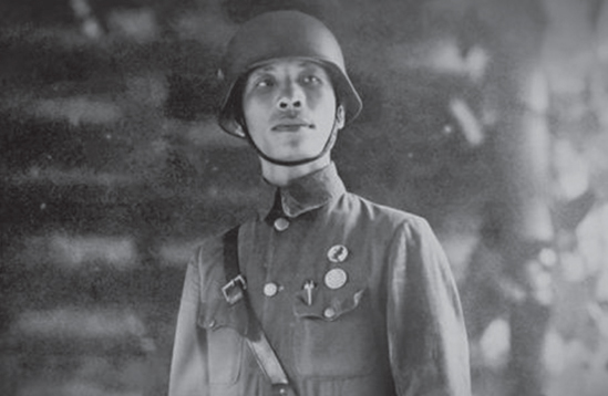 Lieutenant Colonel Xie Jinyuan commander of the Eight Hundred Heroes - photo 4