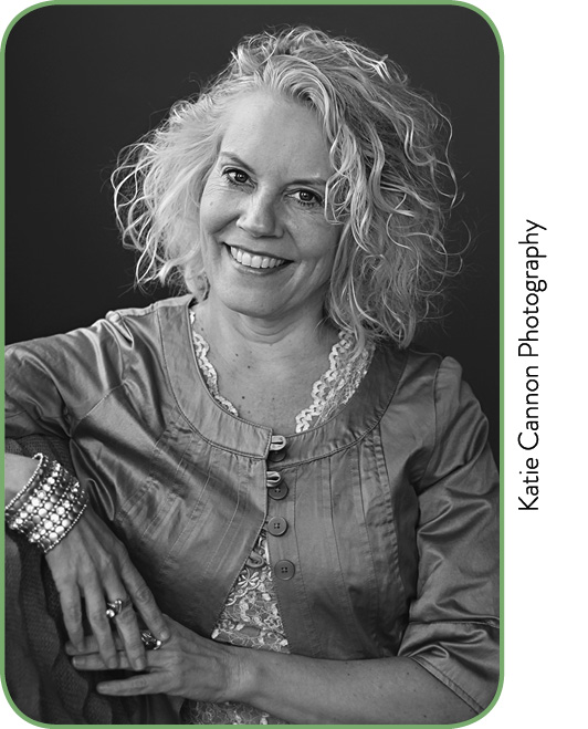 C yndi Dale is an internationally renowned author speaker healer and - photo 2