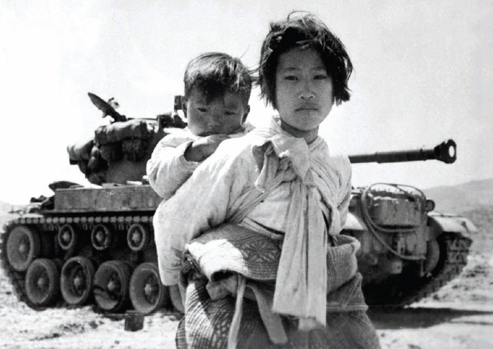 5 Korean War orphans in front of a US M-26 tank June 1951 One of the most - photo 7