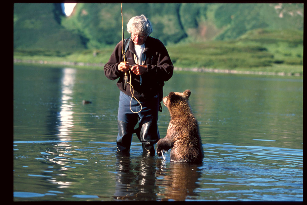 Charlie teaching his cub to fish PHOTO CHARLIE RUSSELL AND MAUREEN ENNSGrizzly - photo 16