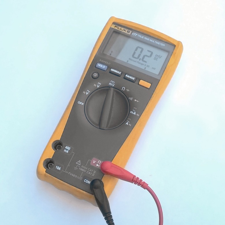 A professional Fluke model 177 multimeter with a DC volts accuracy of 009 - photo 3