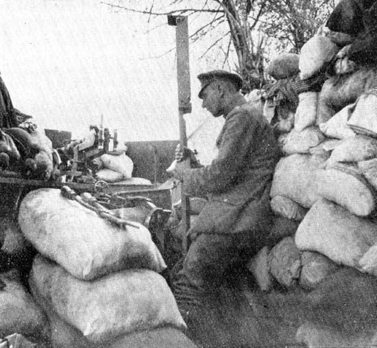 Trench Periscope in use Neuville St Vaast May 1915 A Pile of Dud Shells La - photo 17