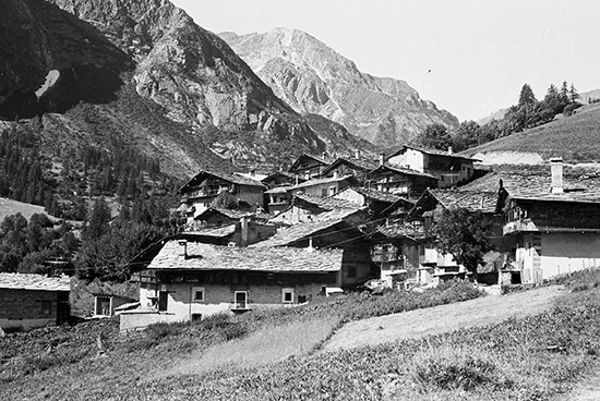 Figure 01 Bellino Celle village Photograph by the author Introduction - photo 6