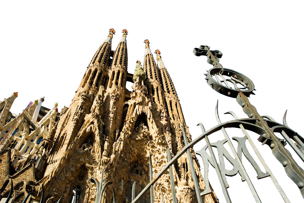 Barcelona The unmistakable architectural creations of Antoni Gaud draw - photo 5