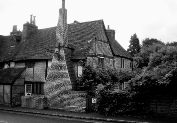 John Milton fled London in 1665 to escape the plague and lived in this cottage - photo 6