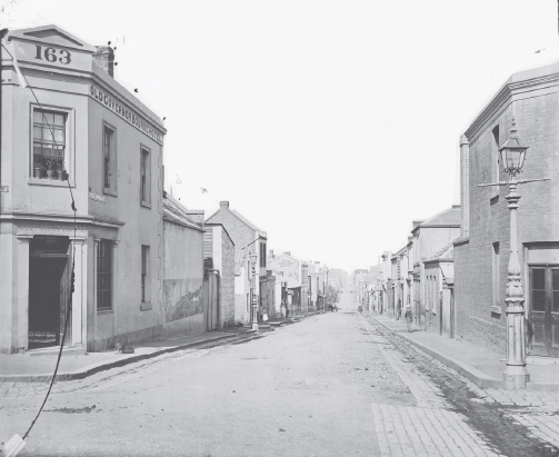 Looking west down Little Lonsdale Street from Spring Street 187075 many of - photo 3